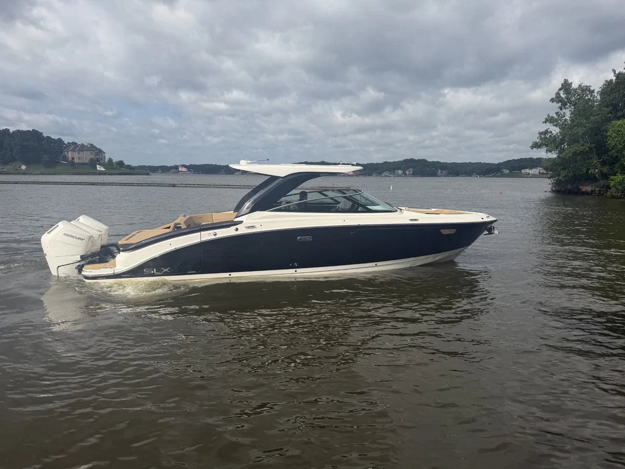 2026 Sea Ray SLX 360 OUTBOARD 36.0 feet, Lake Ozark, MO #2