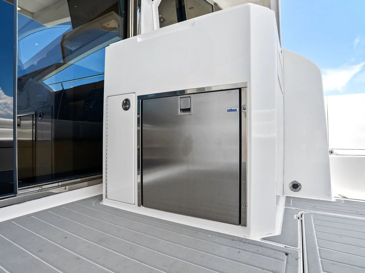 2018 Mares 47 OUTBOARD EXPRESS CATAMARAN 47.0 feet, St Petersburg, FL #39