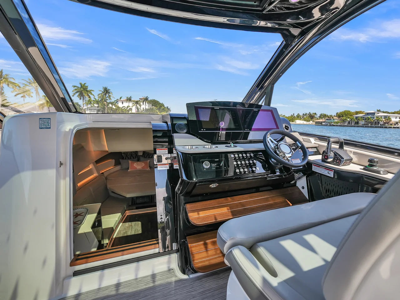 2026 Sea Ray Sundancer 370 Outboard 37.0 feet, Pompano Beach, Florida #21