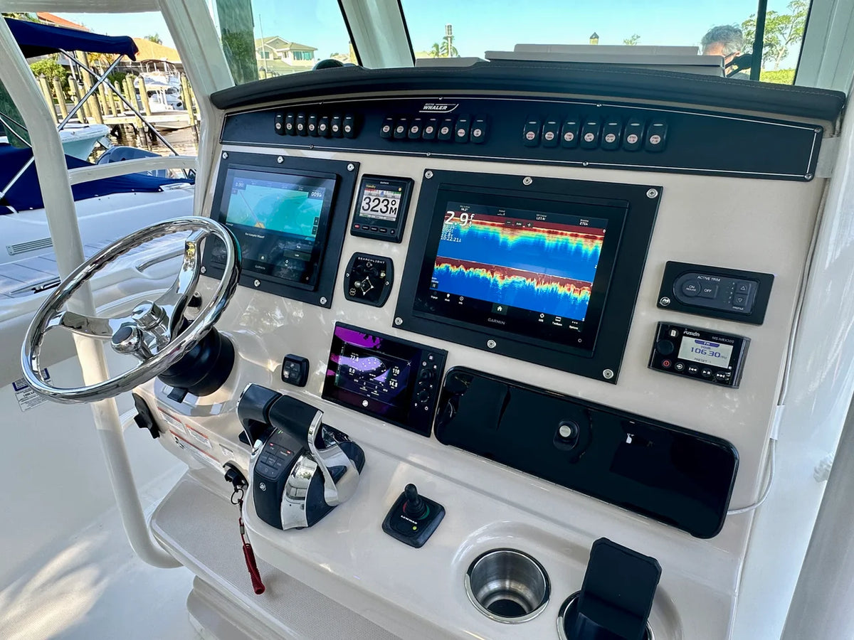 2021 Boston Whaler 330 OUTRAGE 33.0 feet, Fort Myers, FL #22