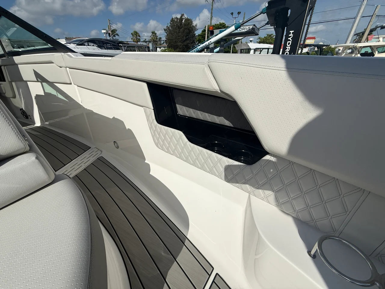 2026 Sea Ray SLX 400 Outboard 40.0 feet, Miami, FL #47