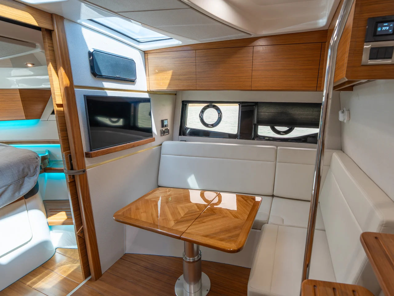 2026 Boston Whaler 405 Conquest 40.0 feet, Wrightsville Beach, North Carolina #37