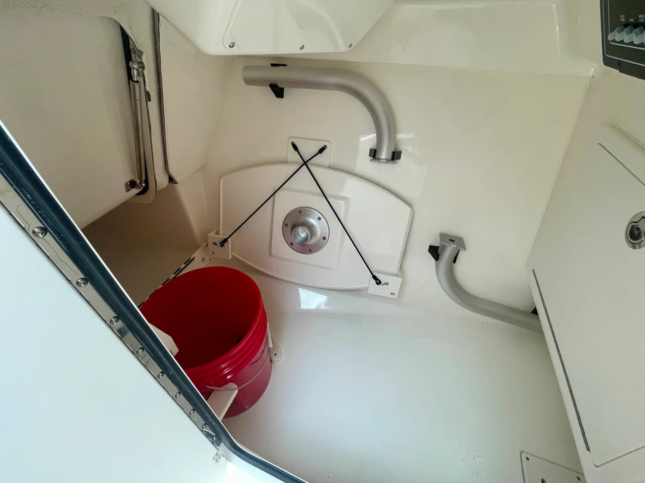 2027 Boston Whaler 280 Vantage 27.0 feet, Danvers, Massachusetts #30