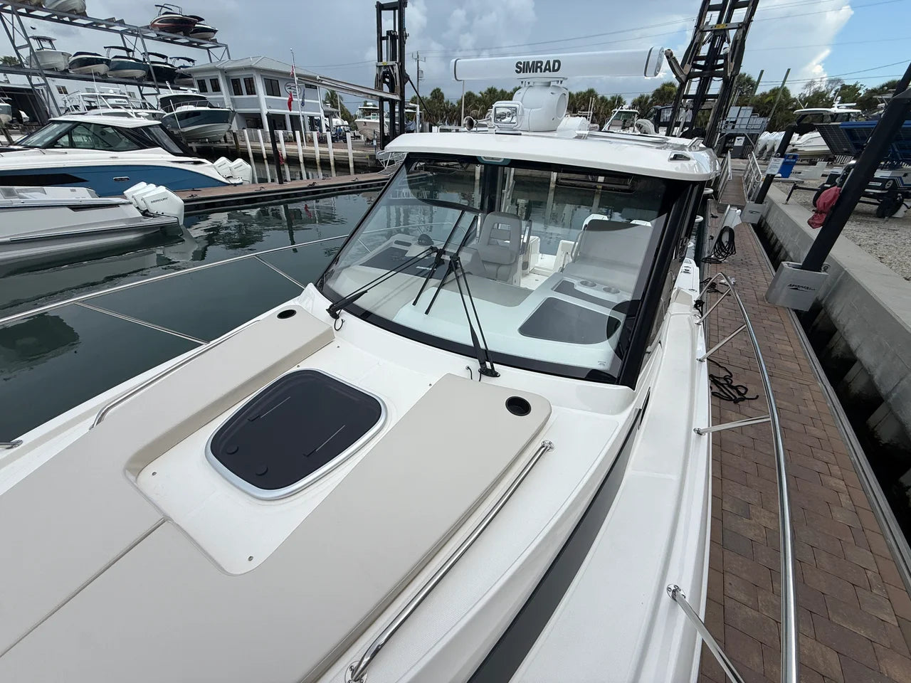 2027 Boston Whaler 325 Conquest 32.0 feet, Sarasota, FL #13