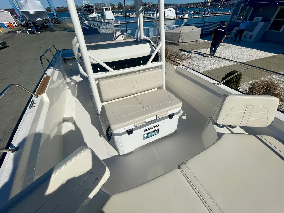 2026 Boston Whaler 210 Montauk 21.0 feet, Quincy, MA #19