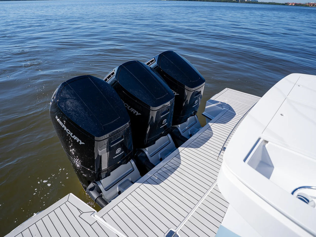 2027 Cruisers Yachts 50 GLS OB 50.0 feet, Clearwater, Florida #16