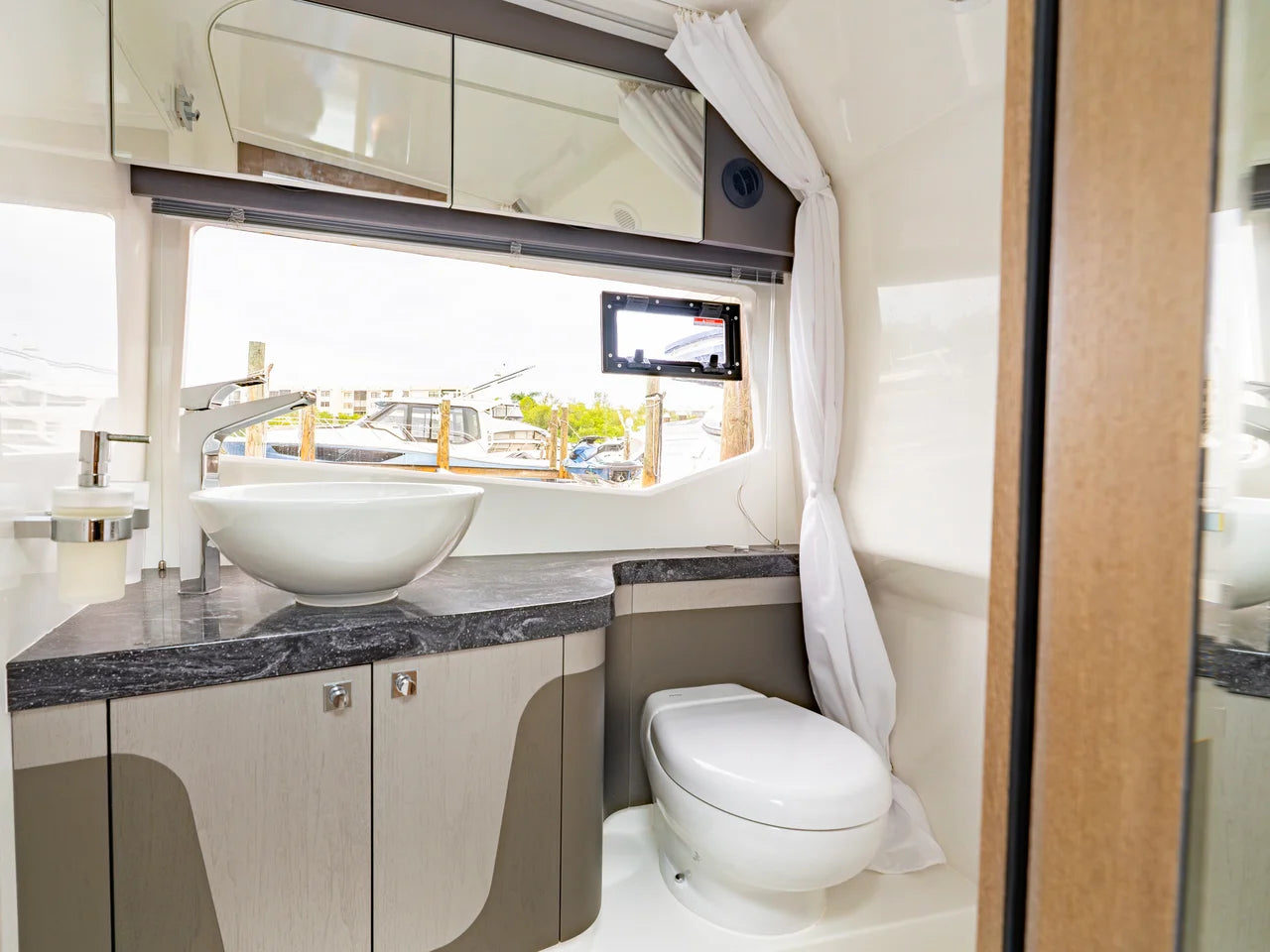 2023 Galeon 325 GTO 33.0 feet, St Petersburg, FL #21