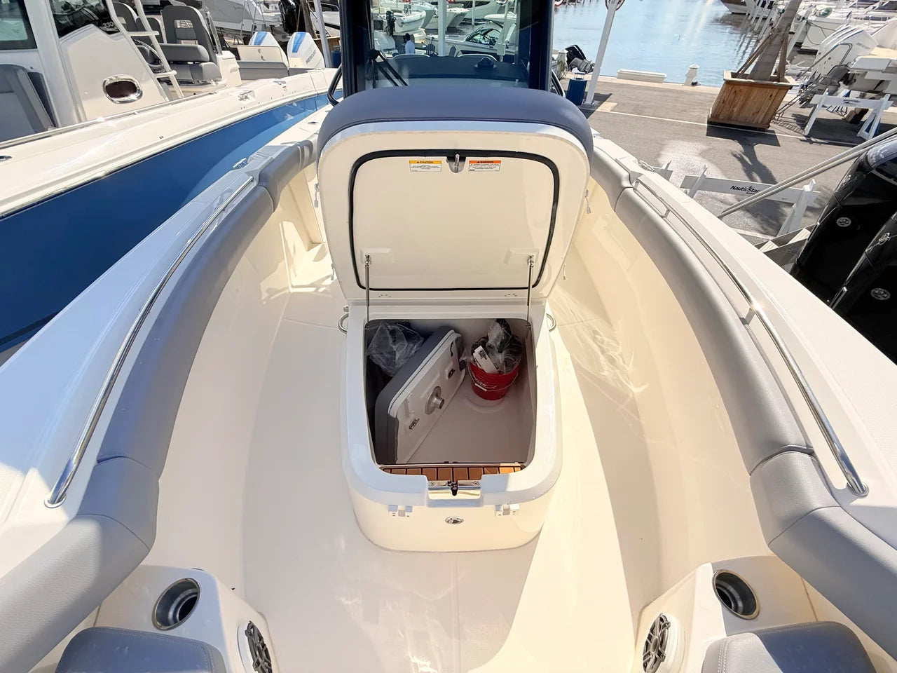 2026 Boston Whaler 280 Outrage 28.0 feet, St Petersburg, FL #54