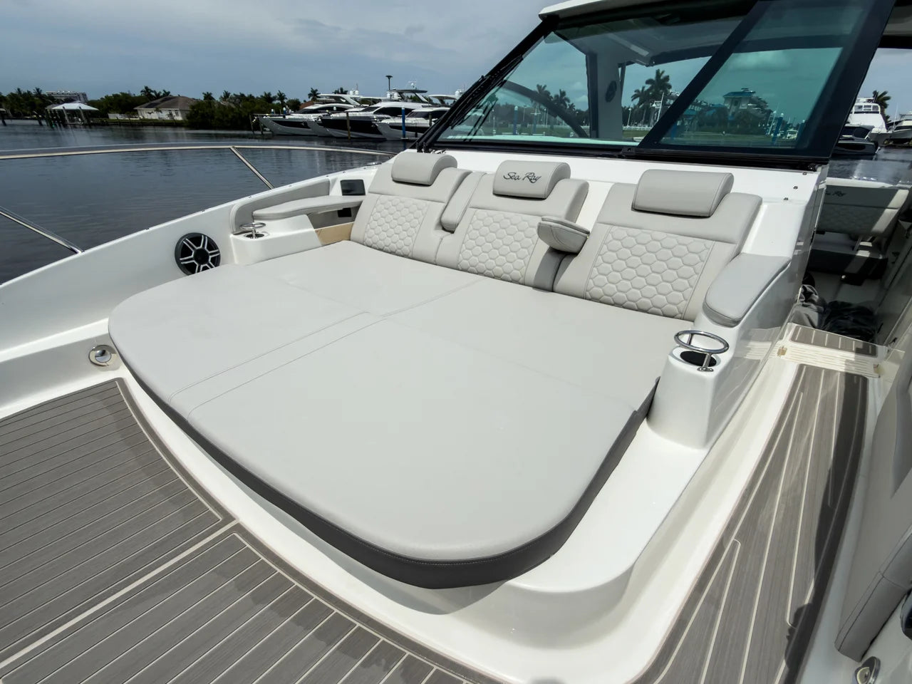 2027 Sea Ray Sundancer 320 Outboard 32.0 feet, Fort Myers, FL #25