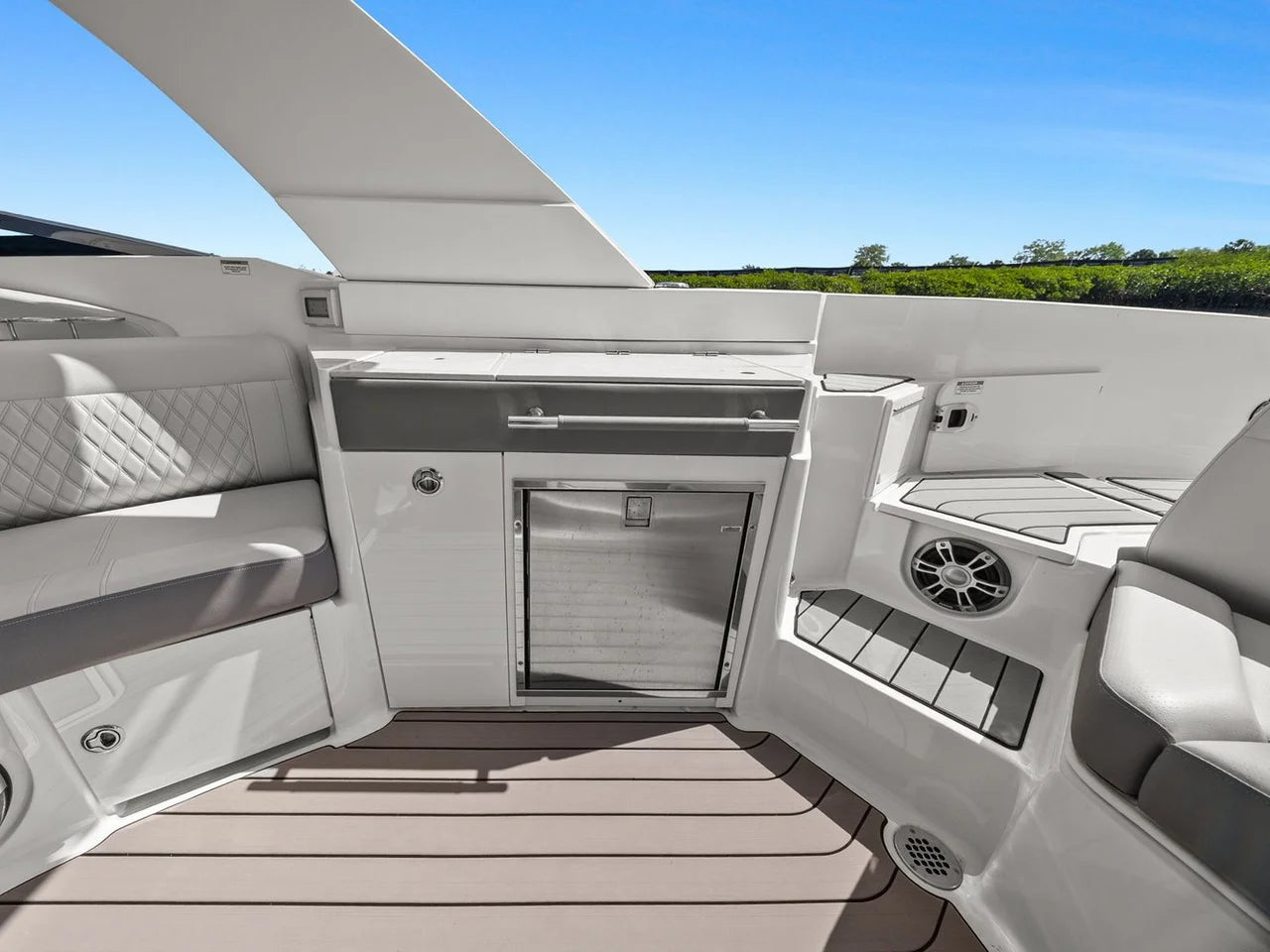 2023 Sea Ray SLX 350 OB 35.0 feet, St Petersburg, FL #27