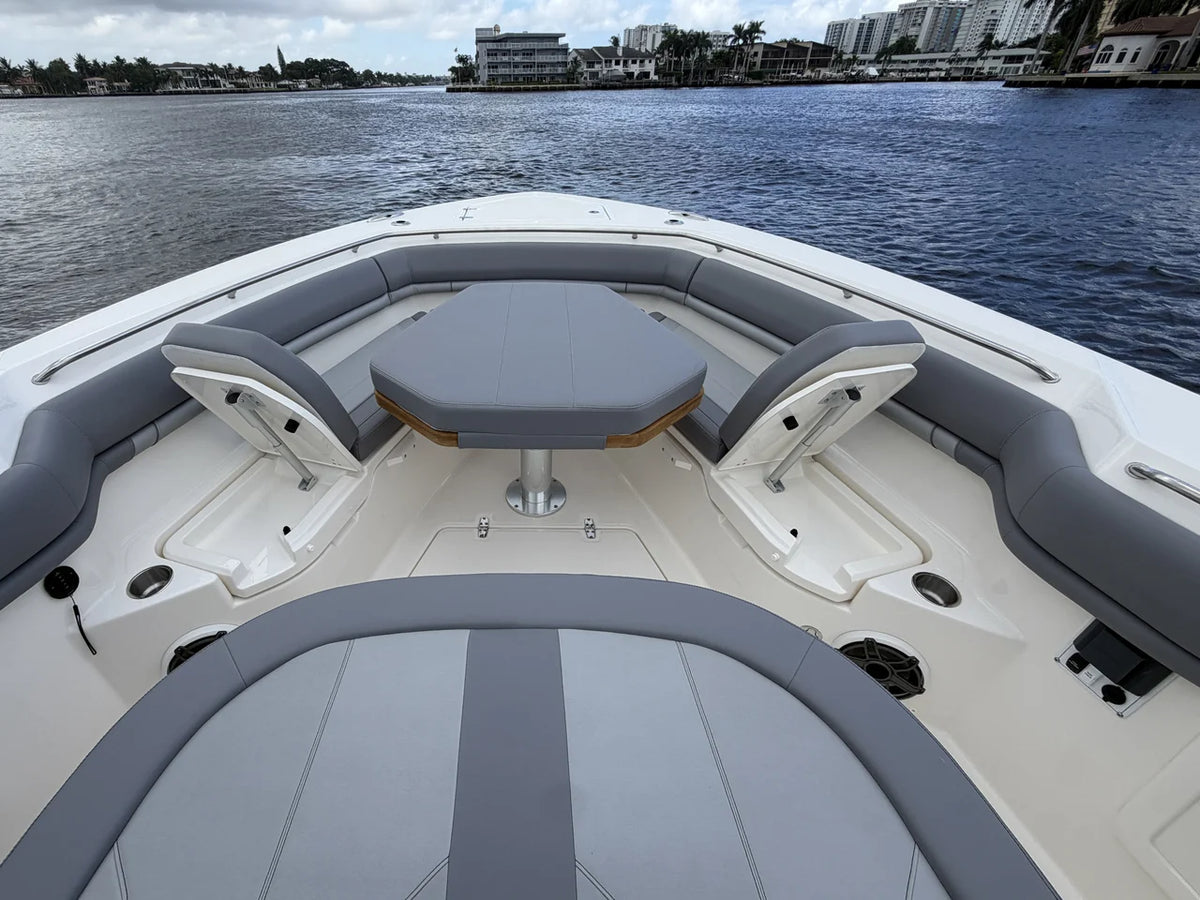2027 Boston Whaler 380 Outrage 38.0 feet, Pompano Beach, Florida #35