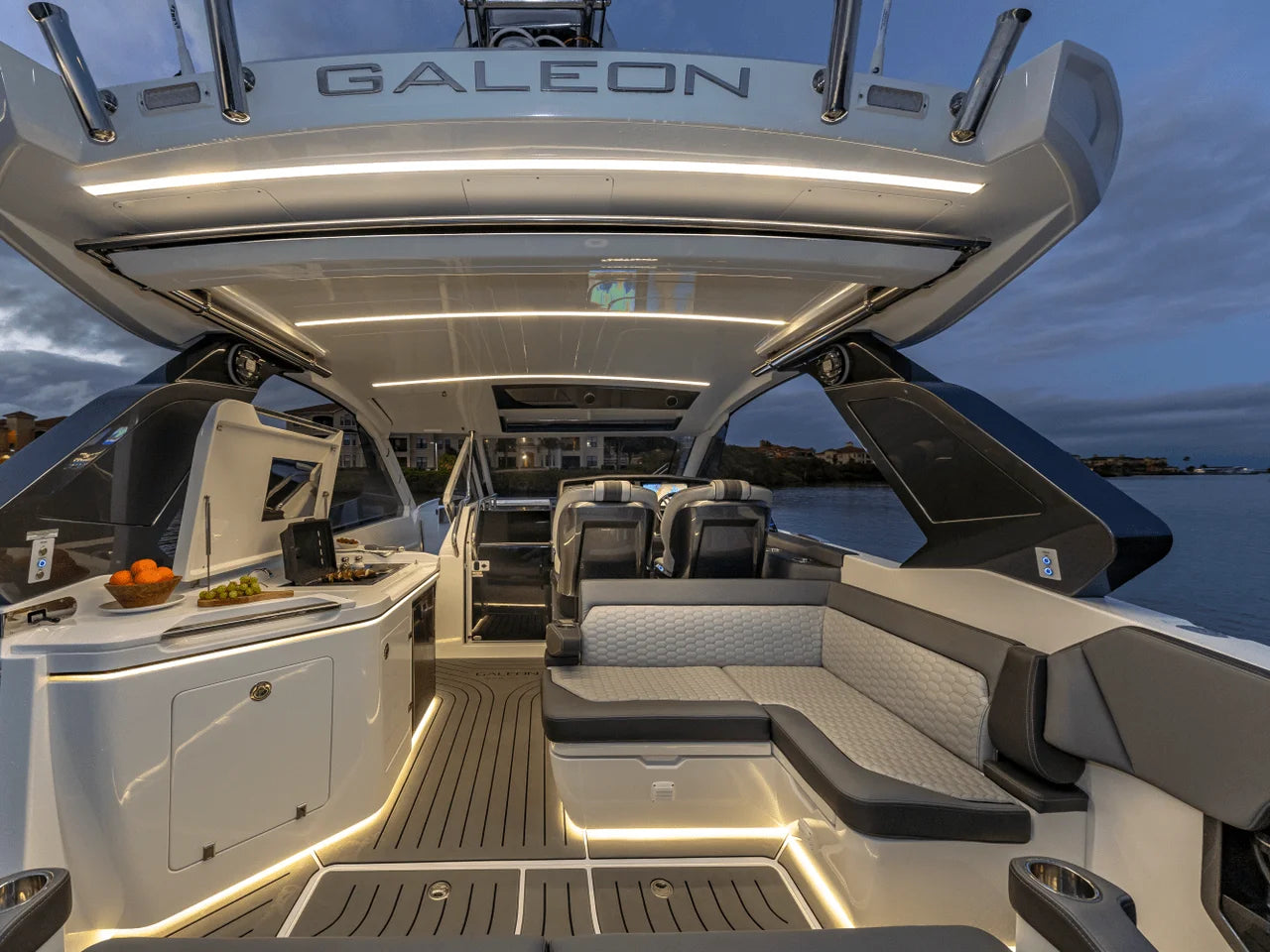 2026 Galeon 335 GTO 33.0 feet, Inuvik, Northwest Territories #98