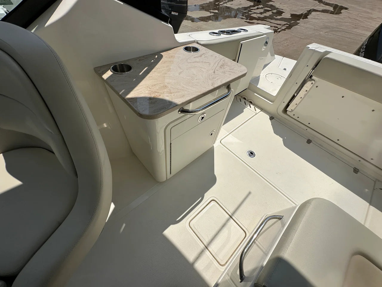 2022 Boston Whaler 240 VANTAGE 24.0 feet, Thunderbolt, GA #4