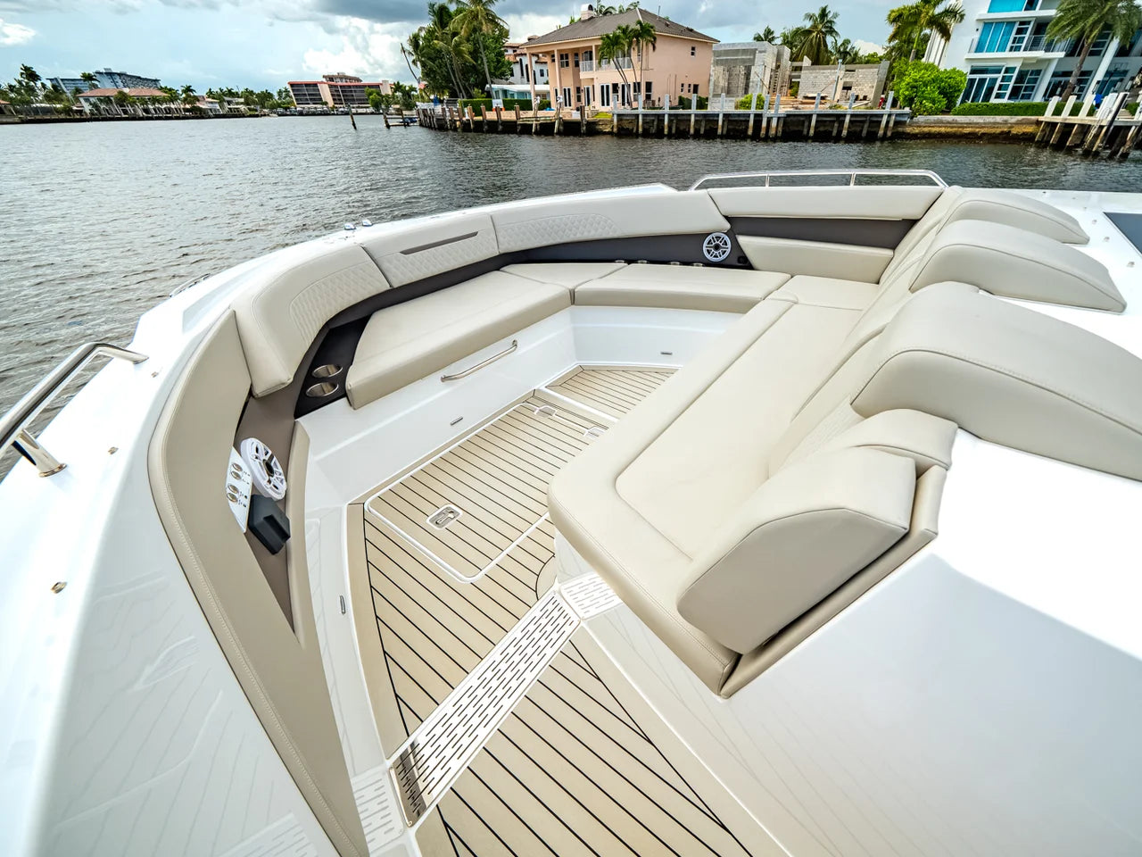 2026 Cruisers Yachts 50GLS OB 50.0 feet, Pompano Beach, Florida #39