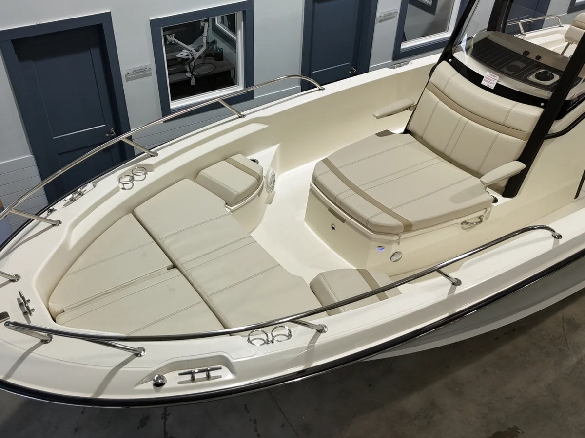 2026 Boston Whaler 250 Dauntless 25.0 feet, Cornelius, North Carolina #18