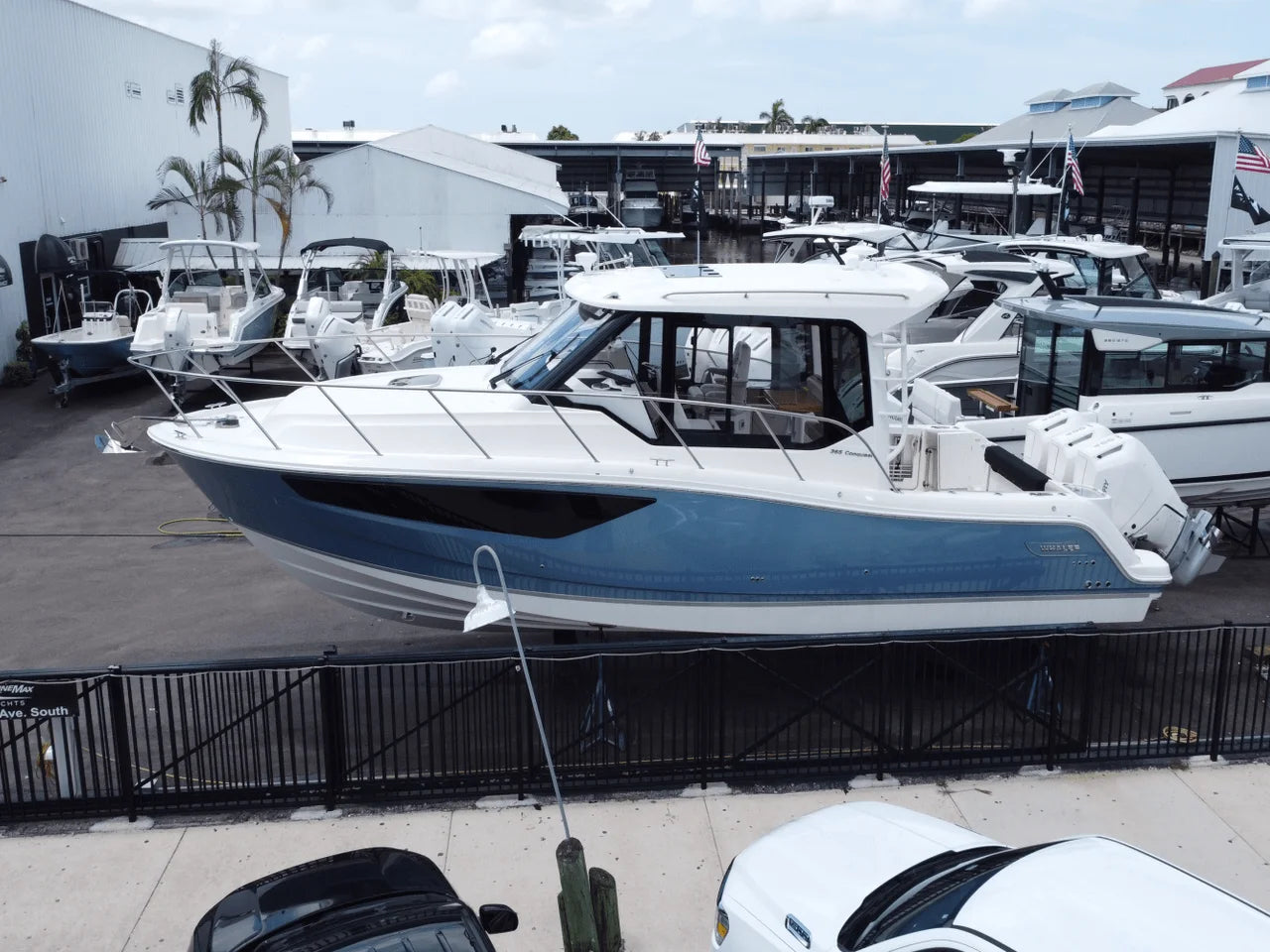 2025 Boston Whaler 365 Conquest 36.0 feet, Naples, Florida #12