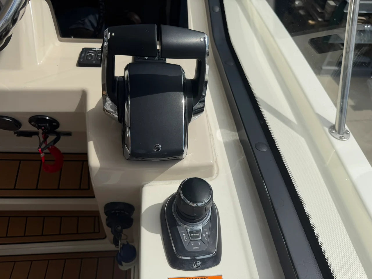 2023 Boston Whaler 325 CONQUEST 32.0 feet, Naples, FL #37