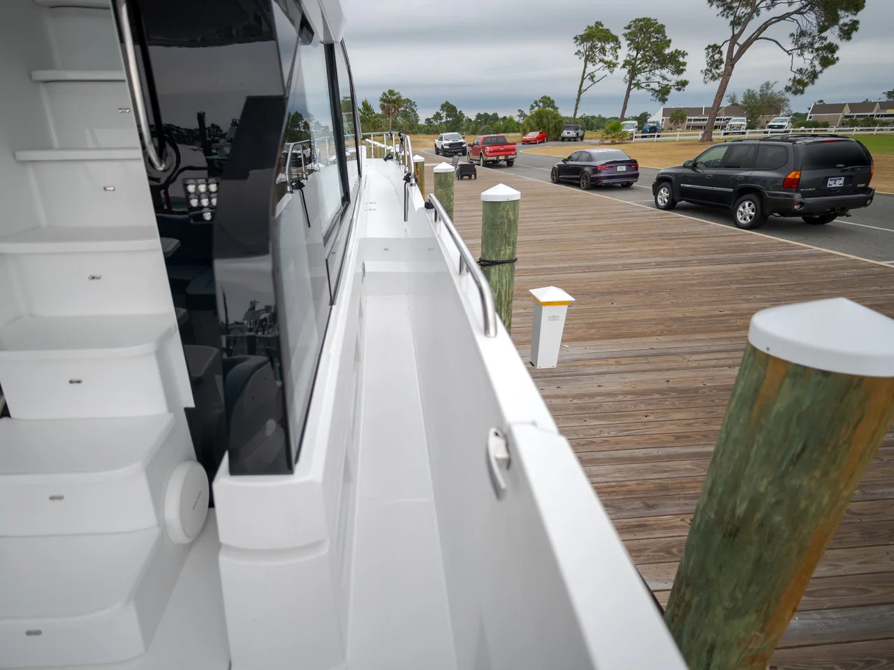 2026 Cruisers Yachts 57 FLY 57.0 feet, Panama City, FL #14