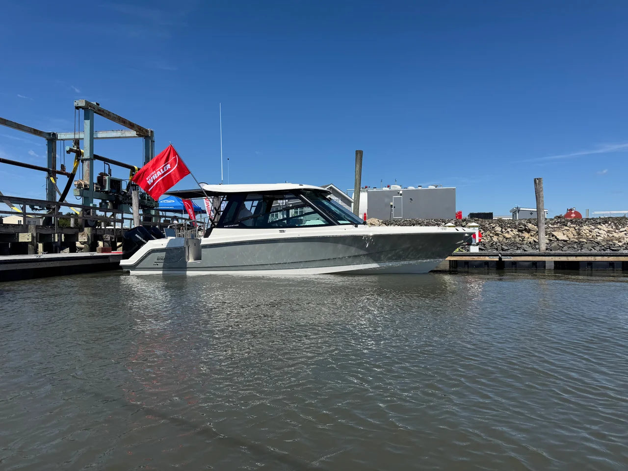2025 Boston Whaler 330 Vantage 33.0 feet, Dennis, New Jersey #2