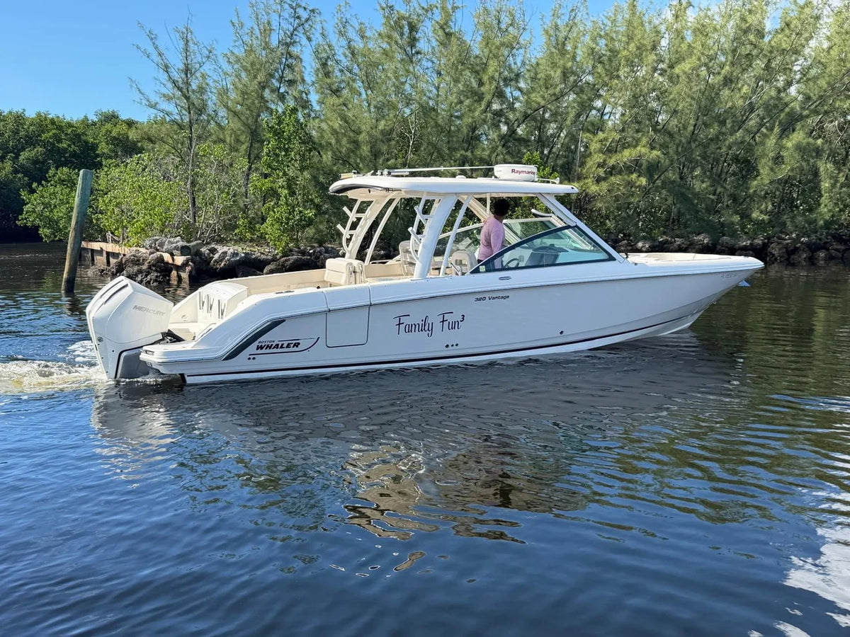2021 Boston Whaler 320 VANTAGE 33.0 feet, Key Largo, FL #8
