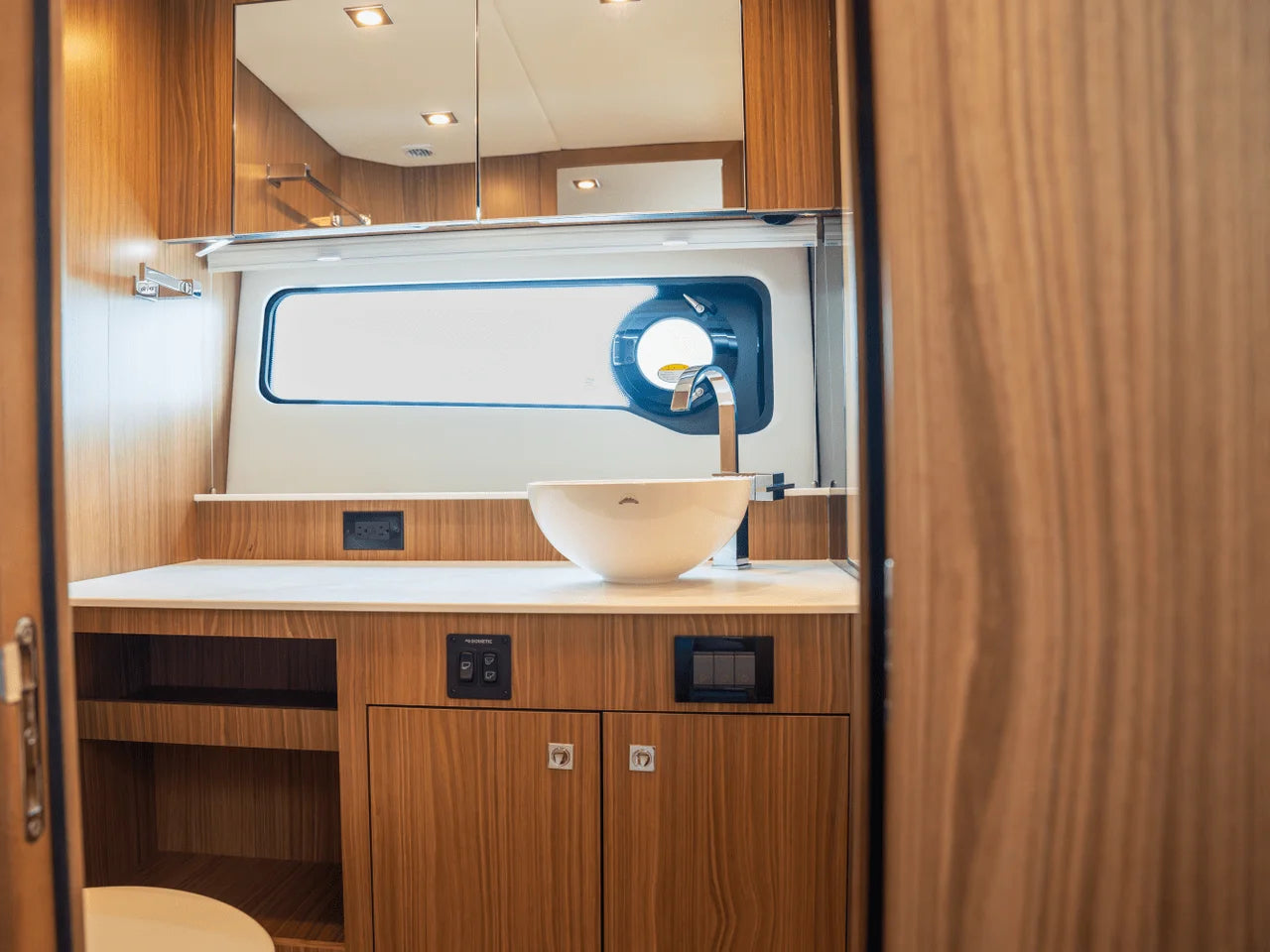 2026 Cruisers Yachts 50GLS OB 50.0 feet, Wrightsville Beach, North Carolina #46