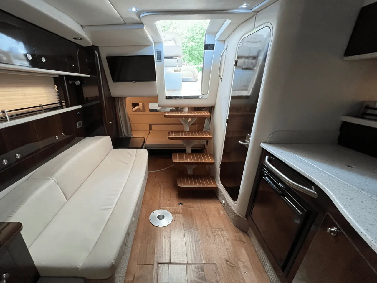 2016 Sea Ray 330 SUNDANCER 33.0 feet, Lake Ozark, MO #33