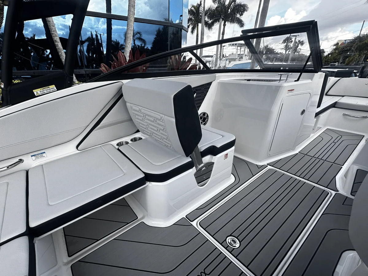 2026 Sea Ray SPX 210 Outboard 21.0 feet, Pompano Beach, Florida #12