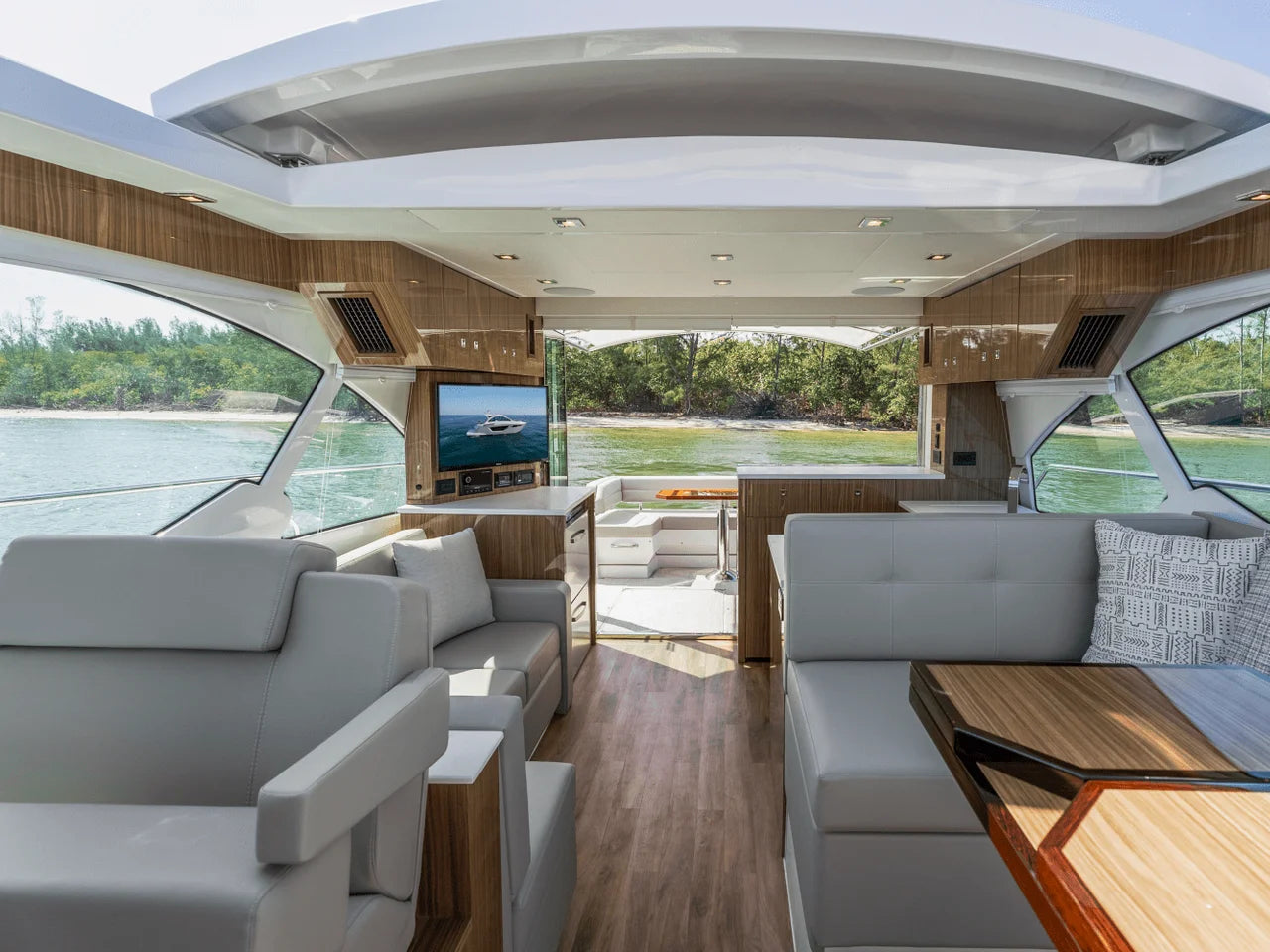 2026 Cruisers Yachts 50 Cantius 50.0 feet, Inuvik, Northwest Territories #94