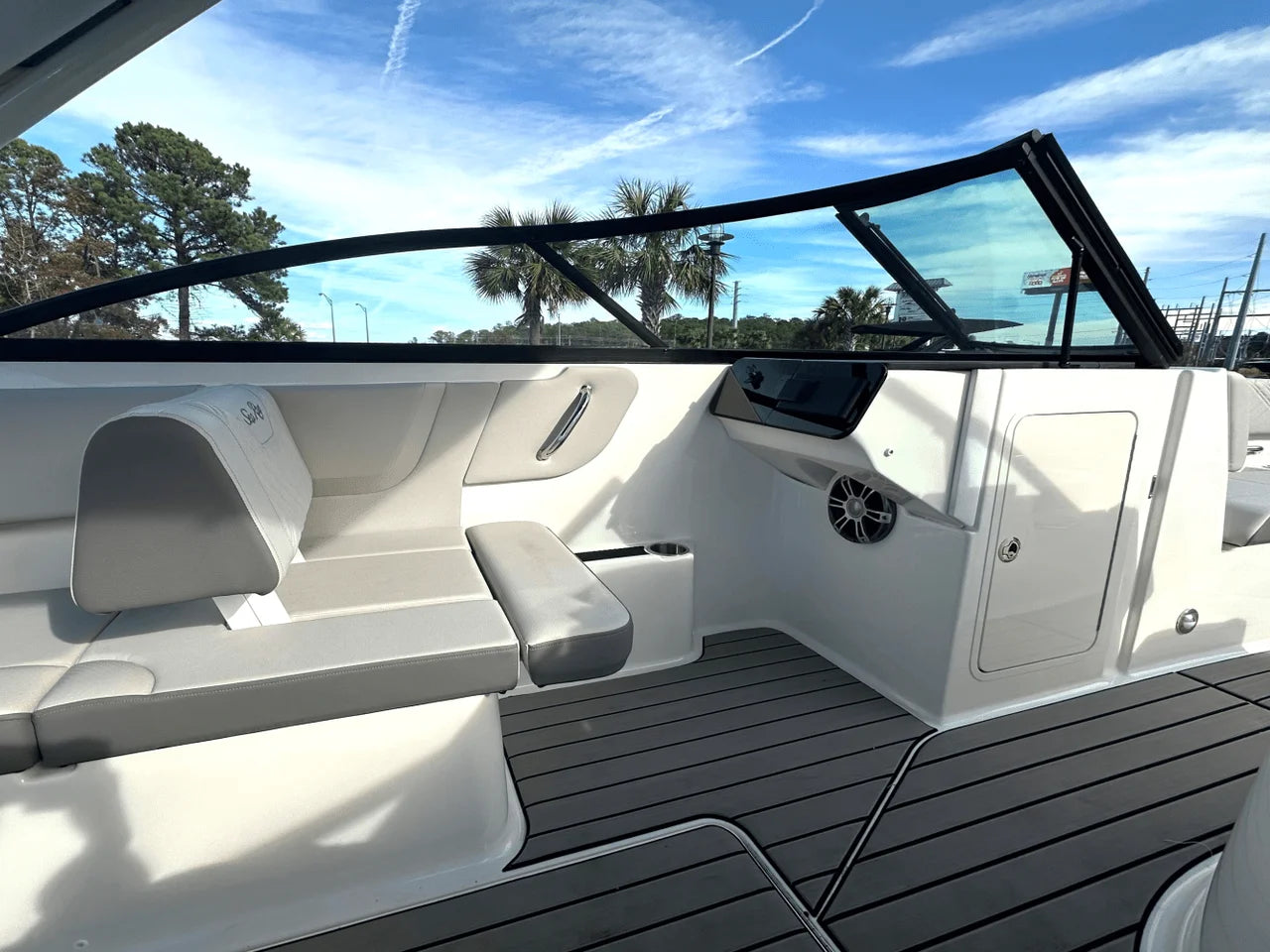 2025 Sea Ray SDX 270 Outboard 27.0 feet, Charleston, SC #19