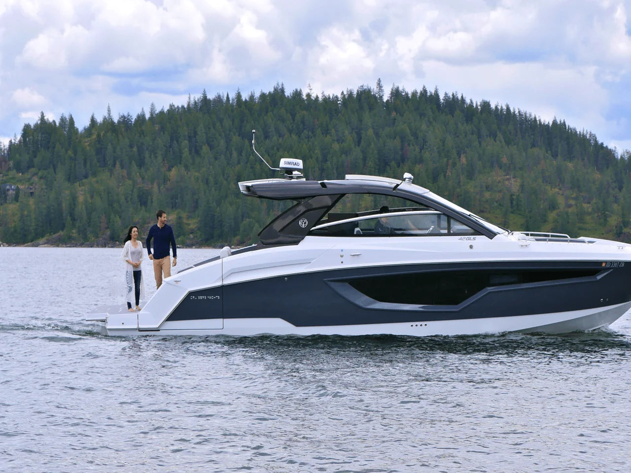 2026 Cruisers Yachts 42 GLS 42.0 feet, Inuvik, Northwest Territories #1