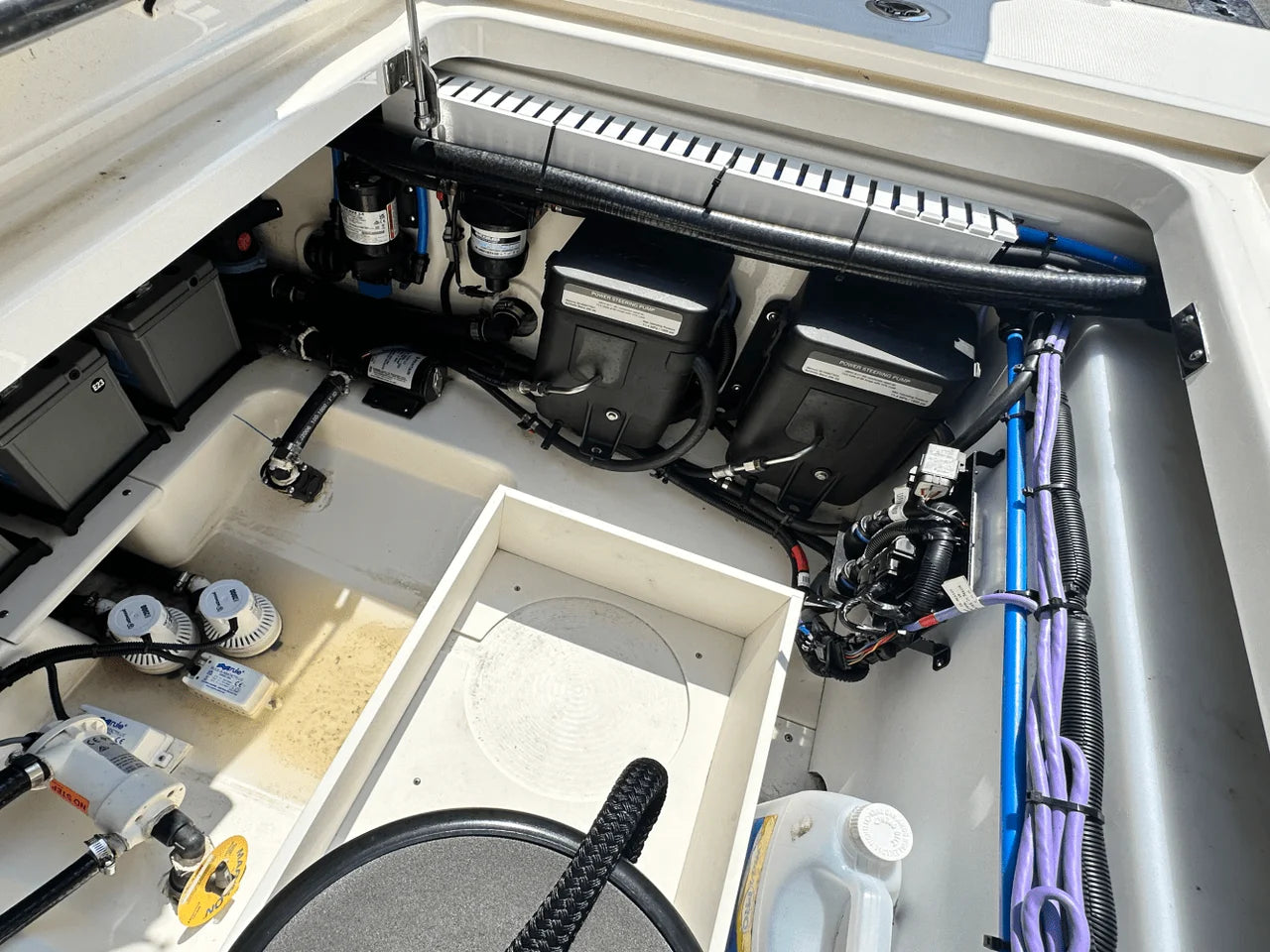 2023 Boston Whaler 330 OUTRAGE 33.0 feet, Danvers, Massachusetts #23