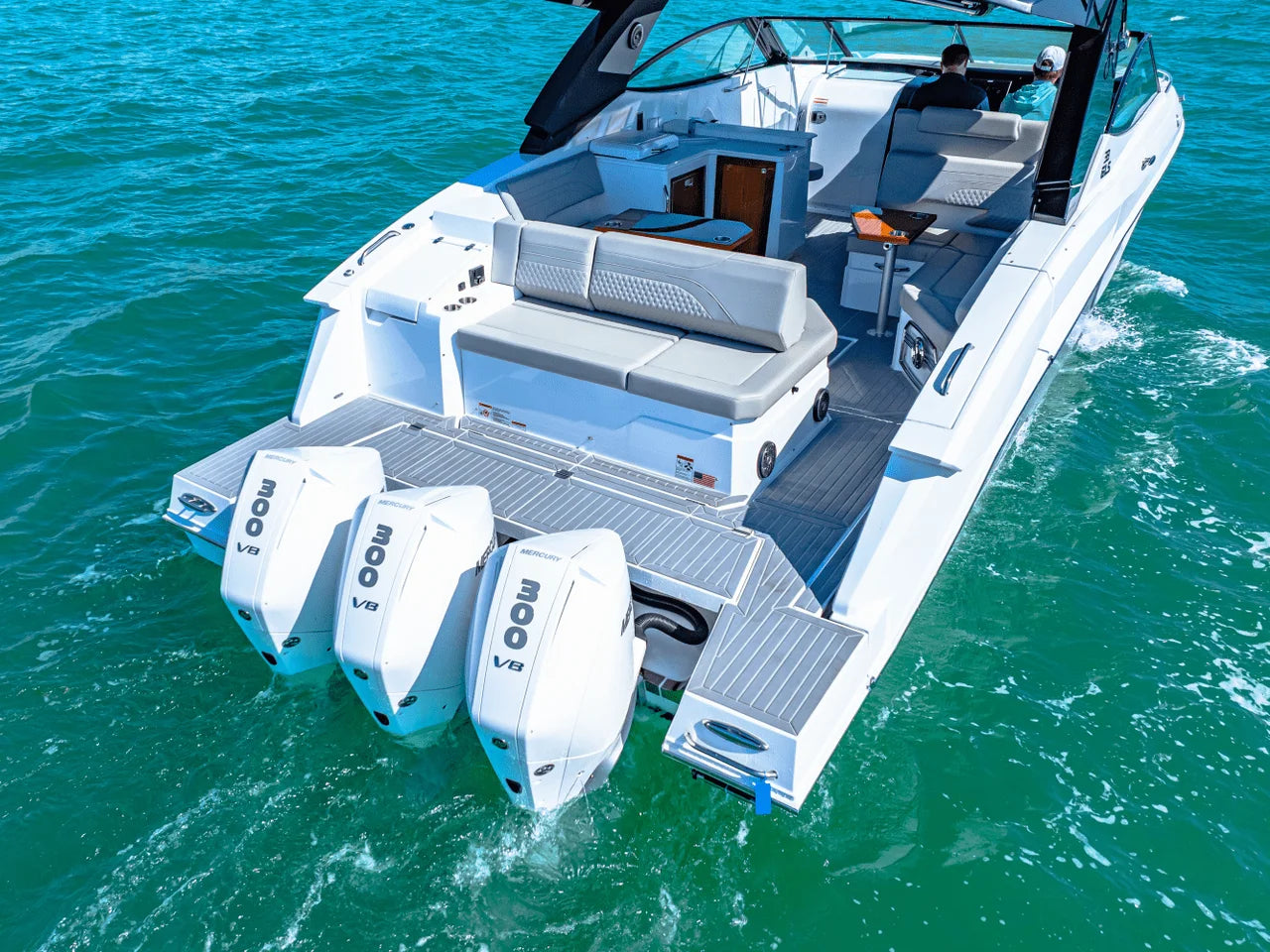 2025 Cruisers Yachts 38 GLS Outboard 38.0 feet, Venice, Florida #25