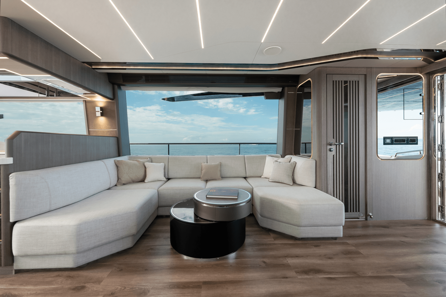 2026 Galeon 800 FLY 83.0 feet, Inuvik, Northwest Territories #52