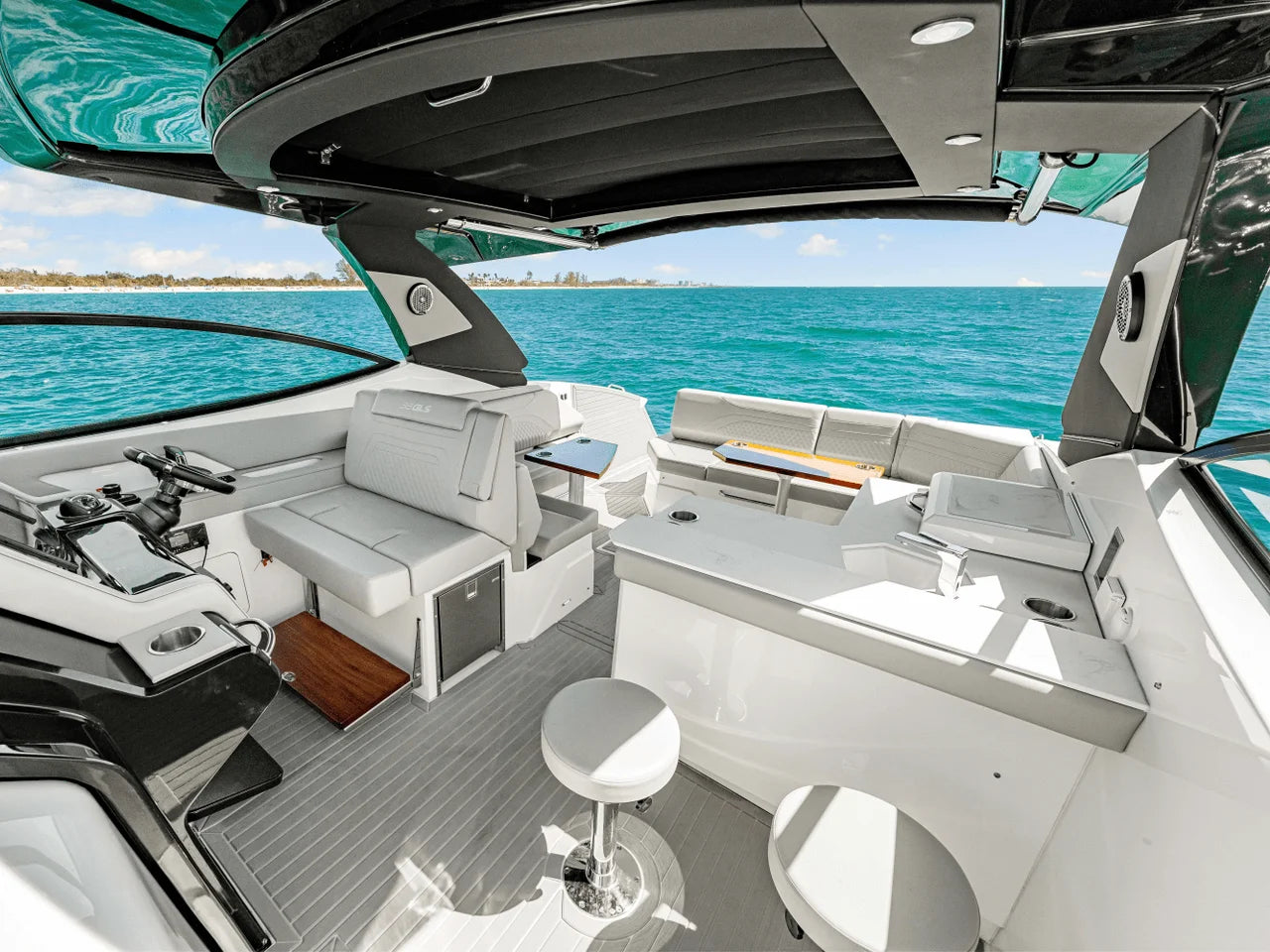 2025 Cruisers Yachts 38 GLS Outboard 38.0 feet, Venice, Florida #18