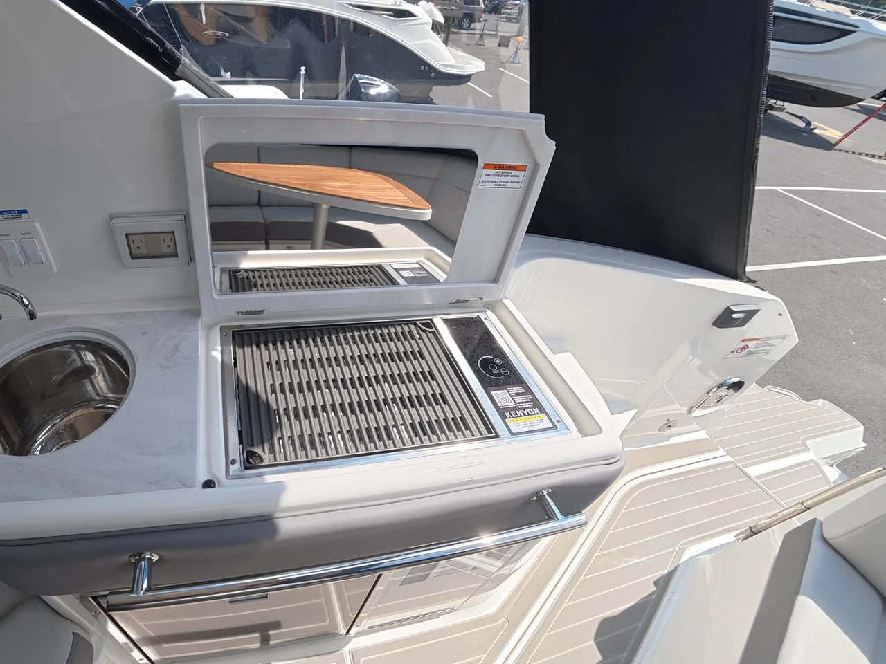2026 Sea Ray Sundancer 320 Outboard 32.0 feet, Brick Township, New Jersey #11