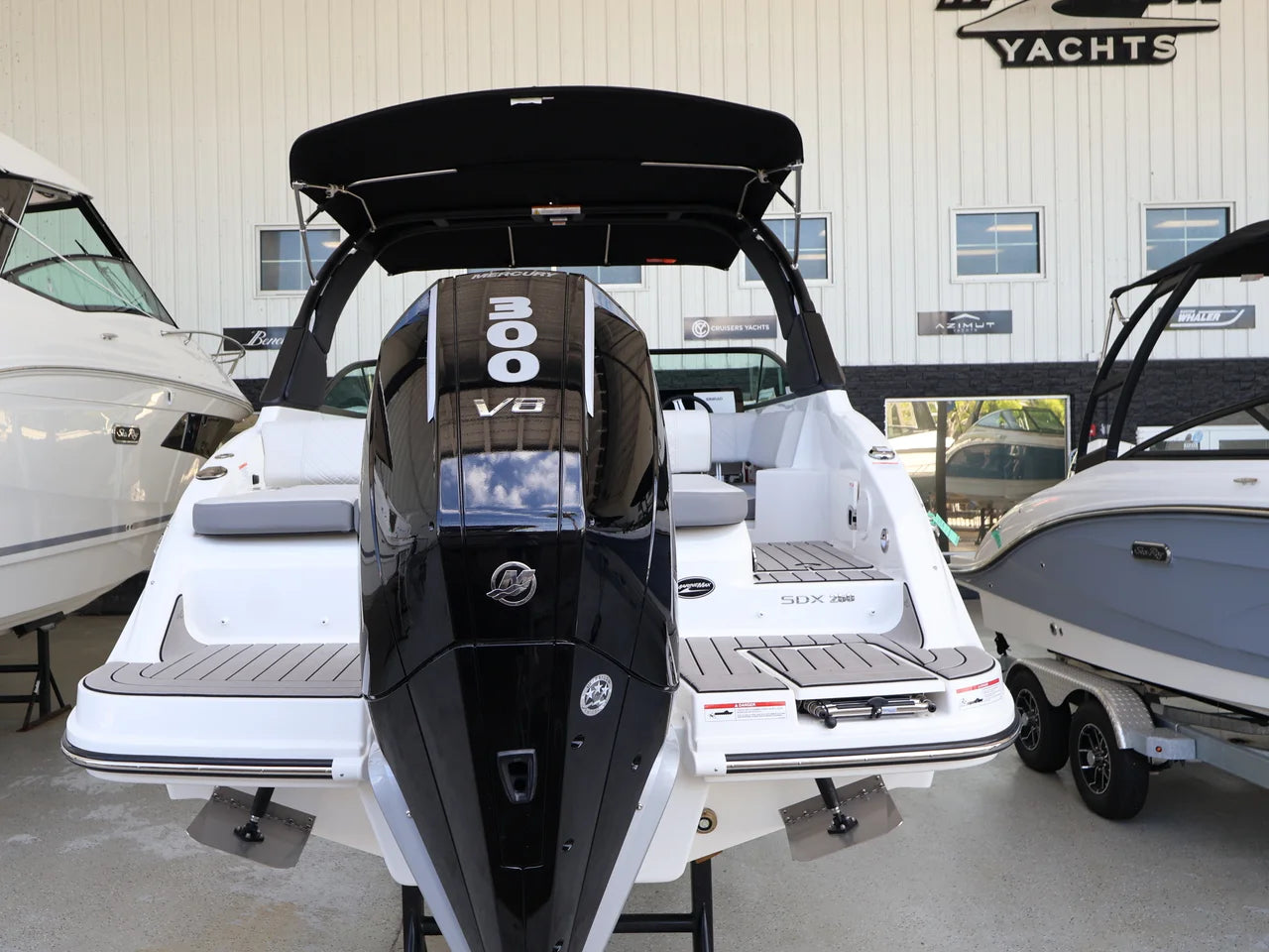 2026 Sea Ray SDX 250 Outboard 25.0 feet, Naples, Florida #6