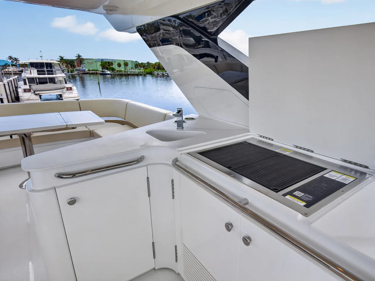 2026 Cruisers Yachts 57 FLY 57.0 feet, Stuart, Florida #84