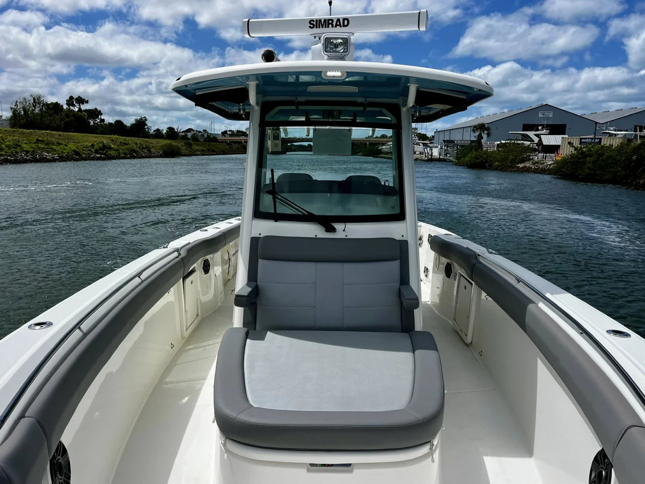 2023 Boston Whaler 330 OUTRAGE 33.0 feet, Venice, Florida #27