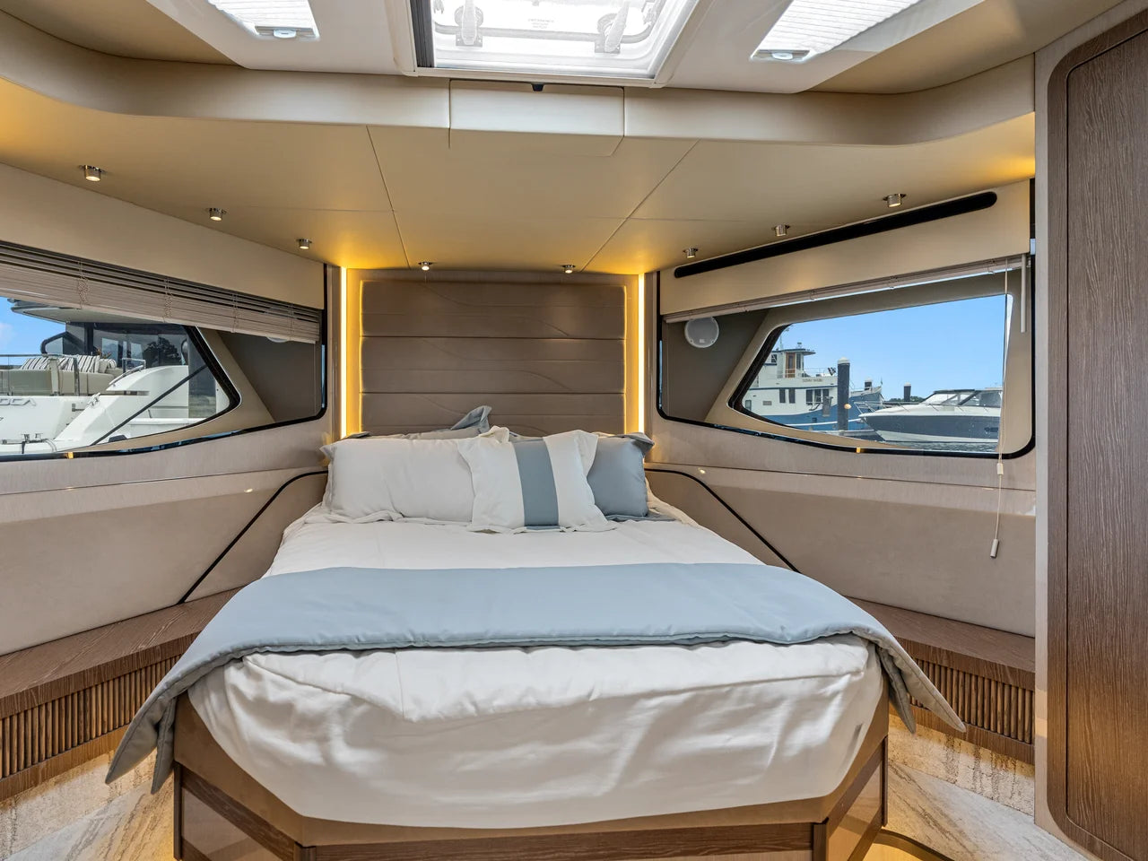 2026 Cruisers Yachts 57 FLY 57.0 feet, Quincy, MA #33