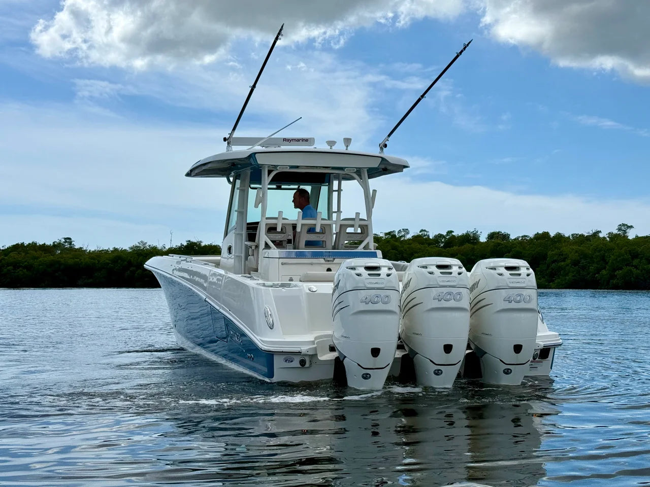 2022 Boston Whaler 350 OUTRAGE 35.0 feet, Fort Myers, FL #6