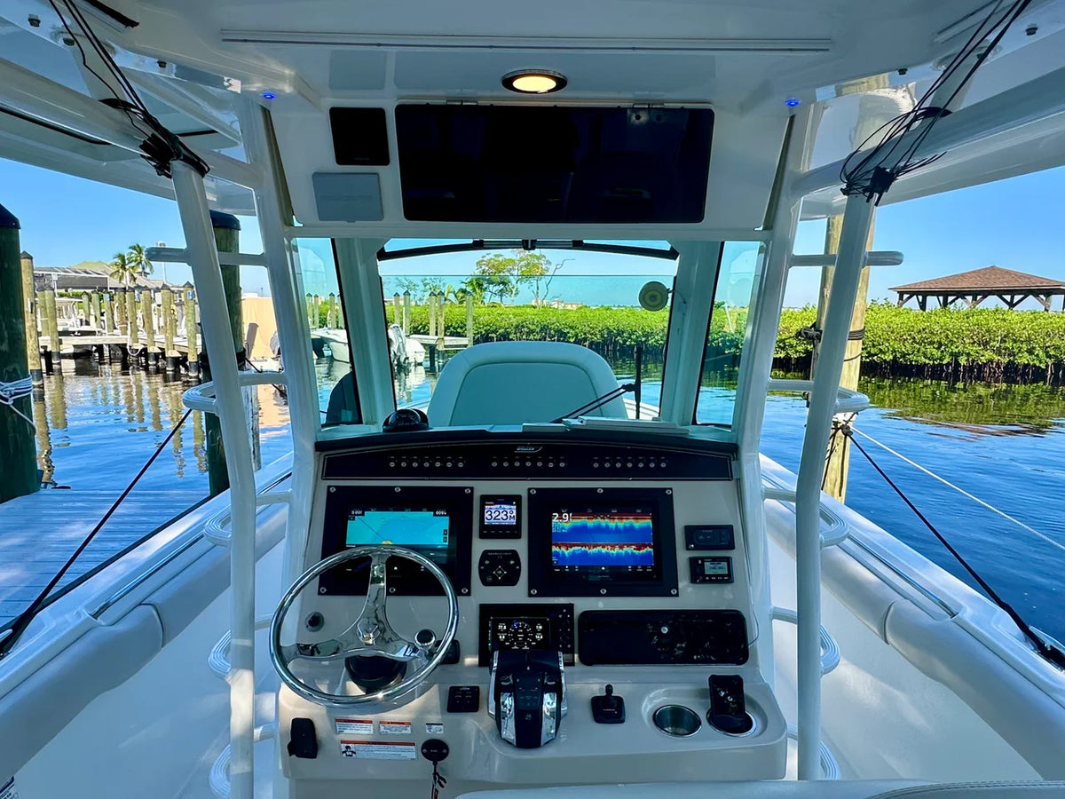 2021 Boston Whaler 330 OUTRAGE 33.0 feet, Fort Myers, FL #20