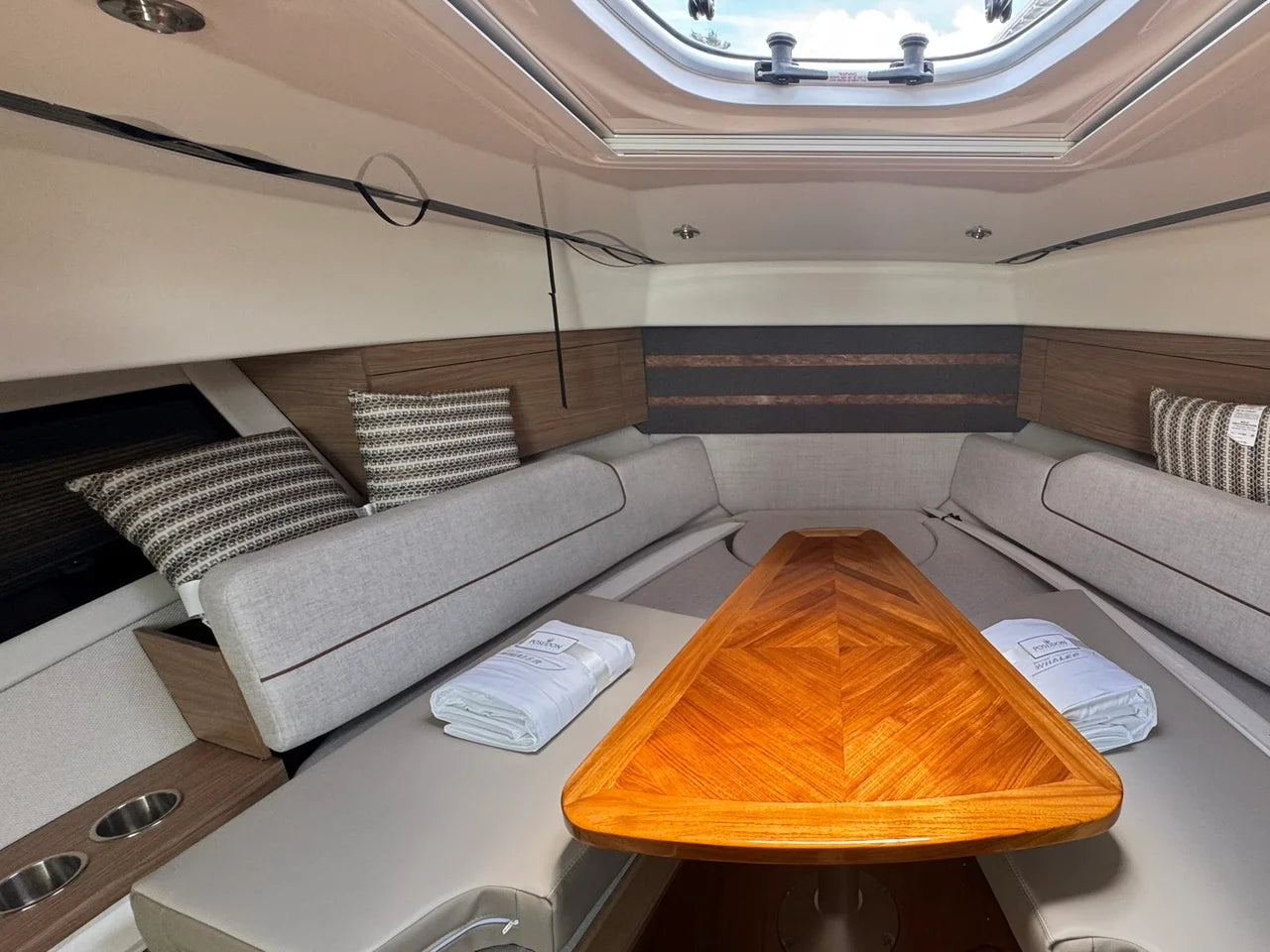 2025 Boston Whaler 365 Conquest 36.0 feet, Naples, Florida #57