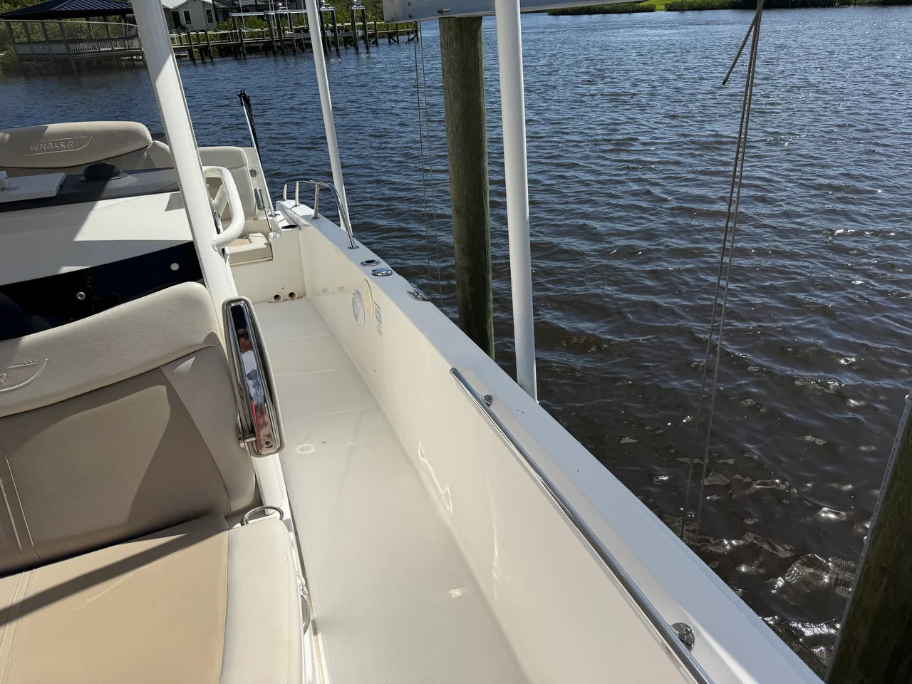 2018 Boston Whaler 270 DAUNTLESS 27.0 feet, Port St Lucie, FL #14