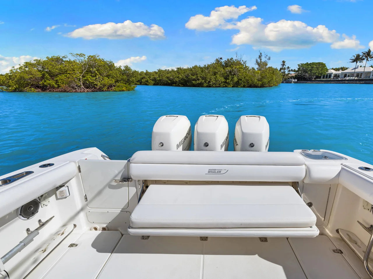 2014 Boston Whaler 350 OUTRAGE 35.0 feet, Naples, Florida #45