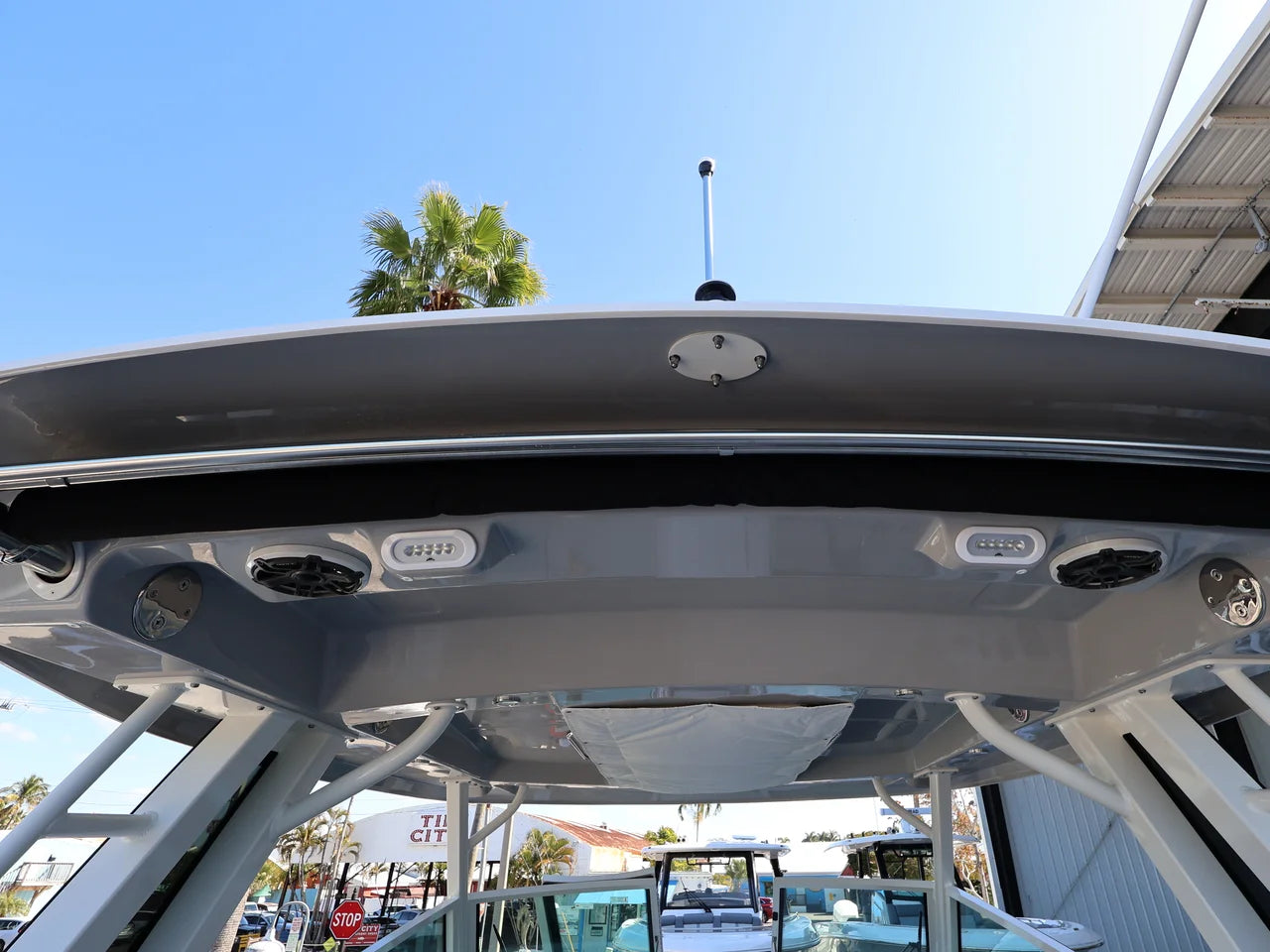 2026 Boston Whaler 330 Vantage 33.0 feet, Naples, Florida #45