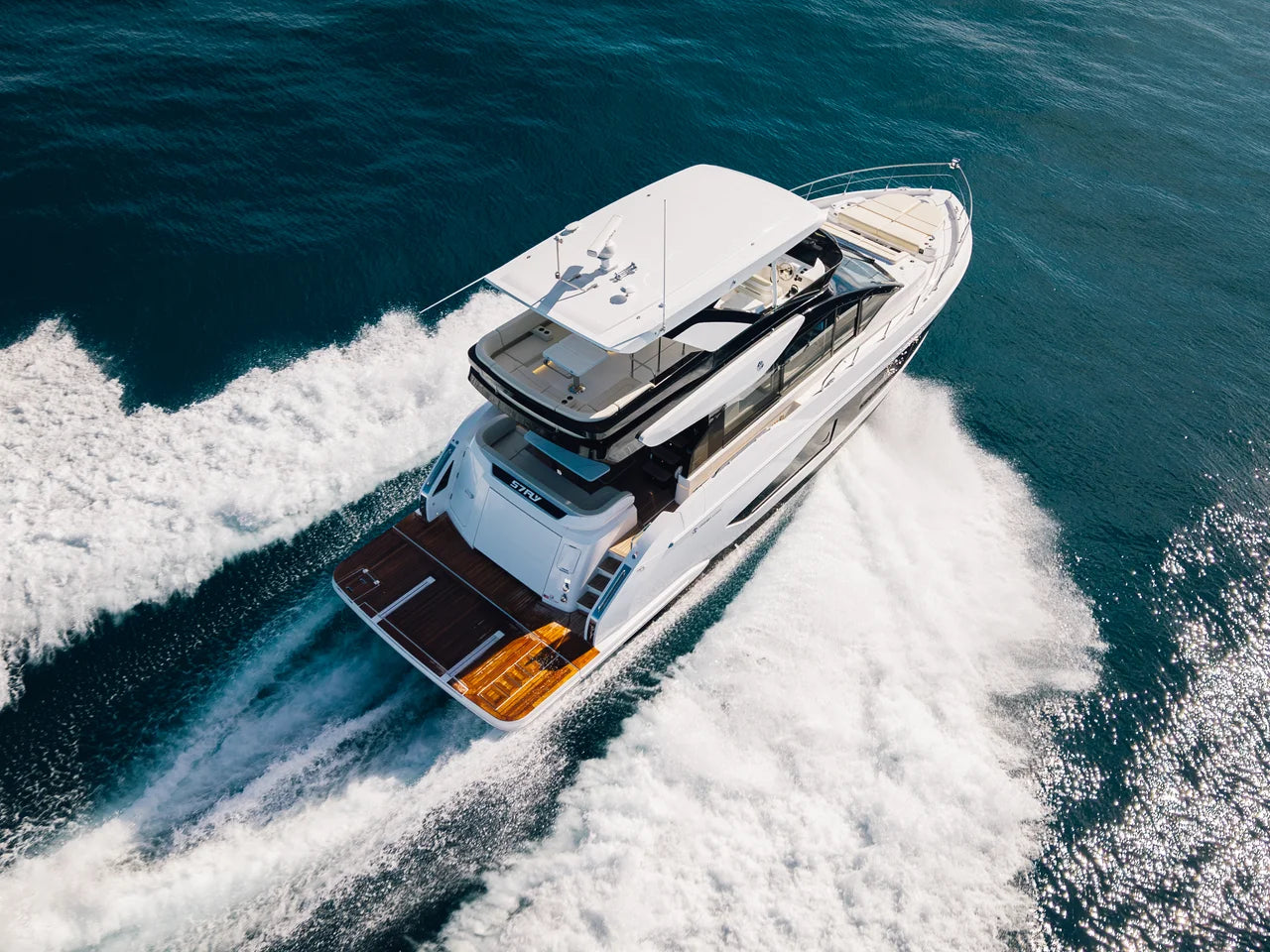 2026 Cruisers Yachts 57 FLY 57.0 feet, Jupiter, Florida #5