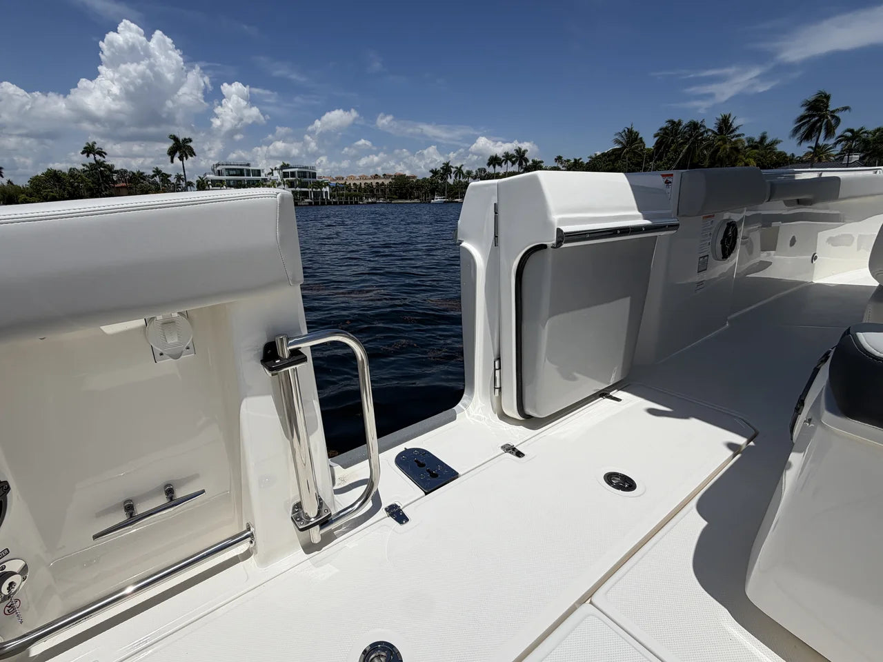 2026 Boston Whaler 330 Outrage 33.0 feet, Pompano Beach, Florida #32