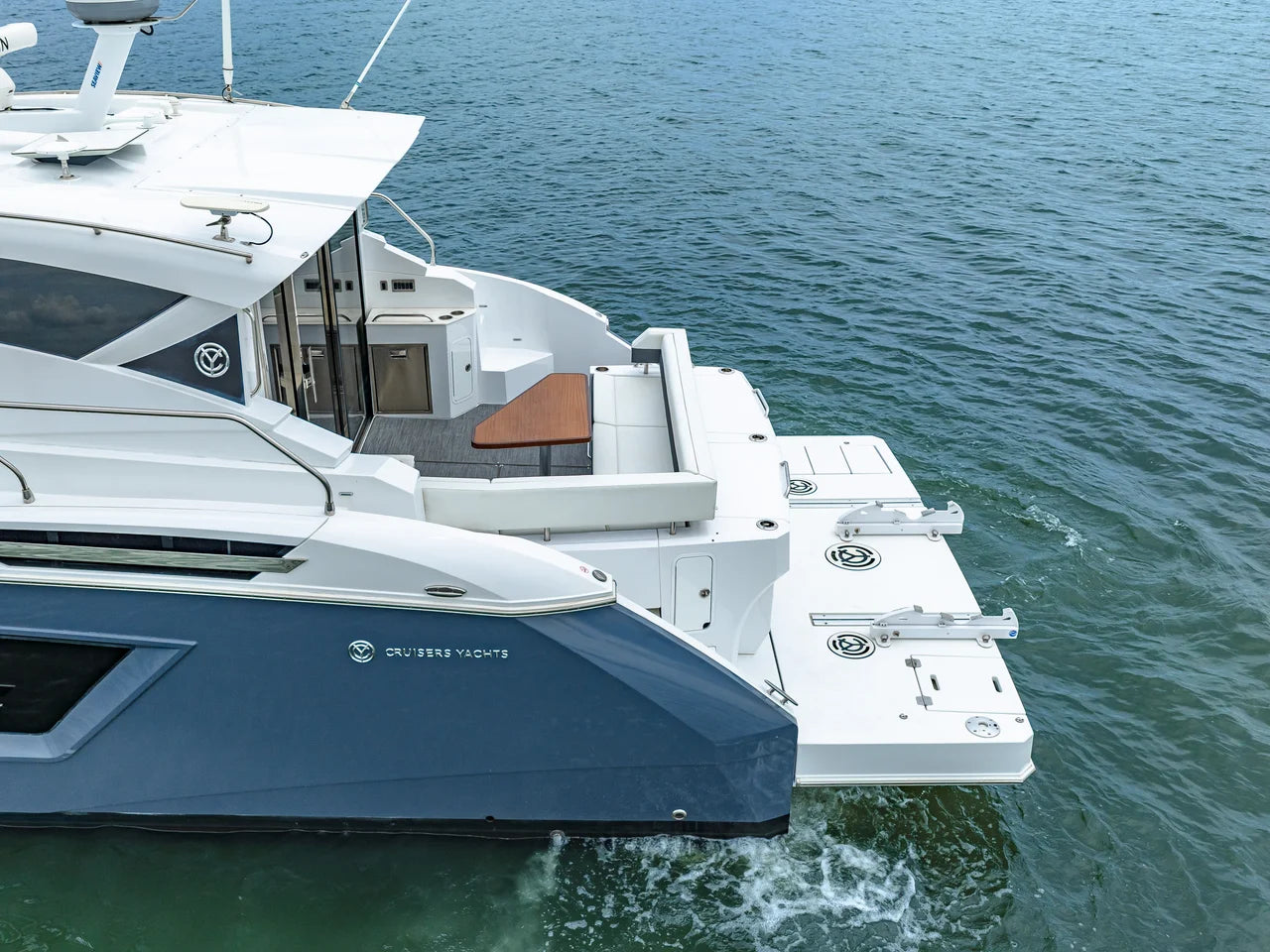 2022 Cruisers Yachts 46 Cantius 46.0 feet, Clearwater, Florida #9