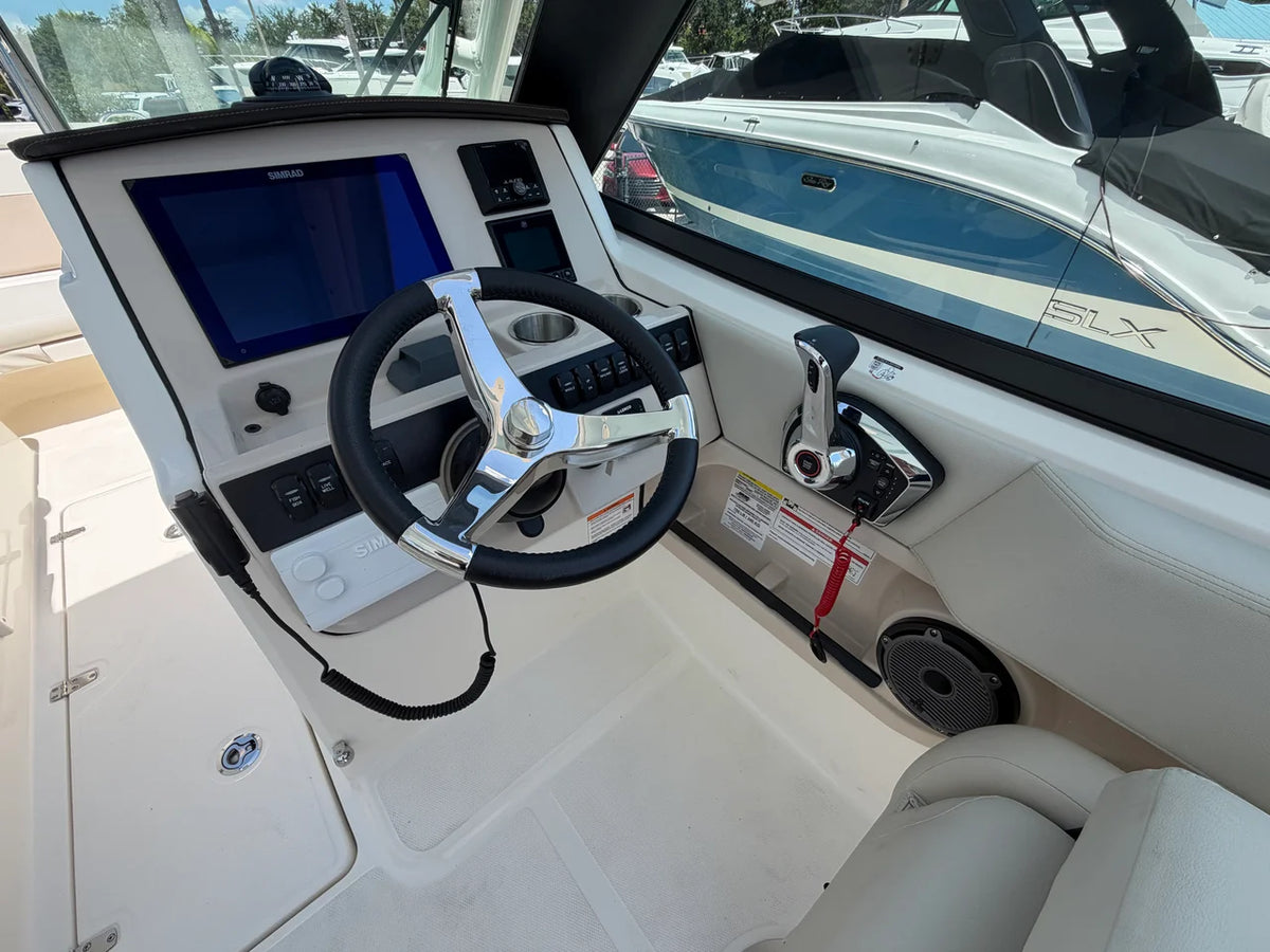 2027 Boston Whaler 240 Vantage 24.0 feet, Stuart, Florida #27
