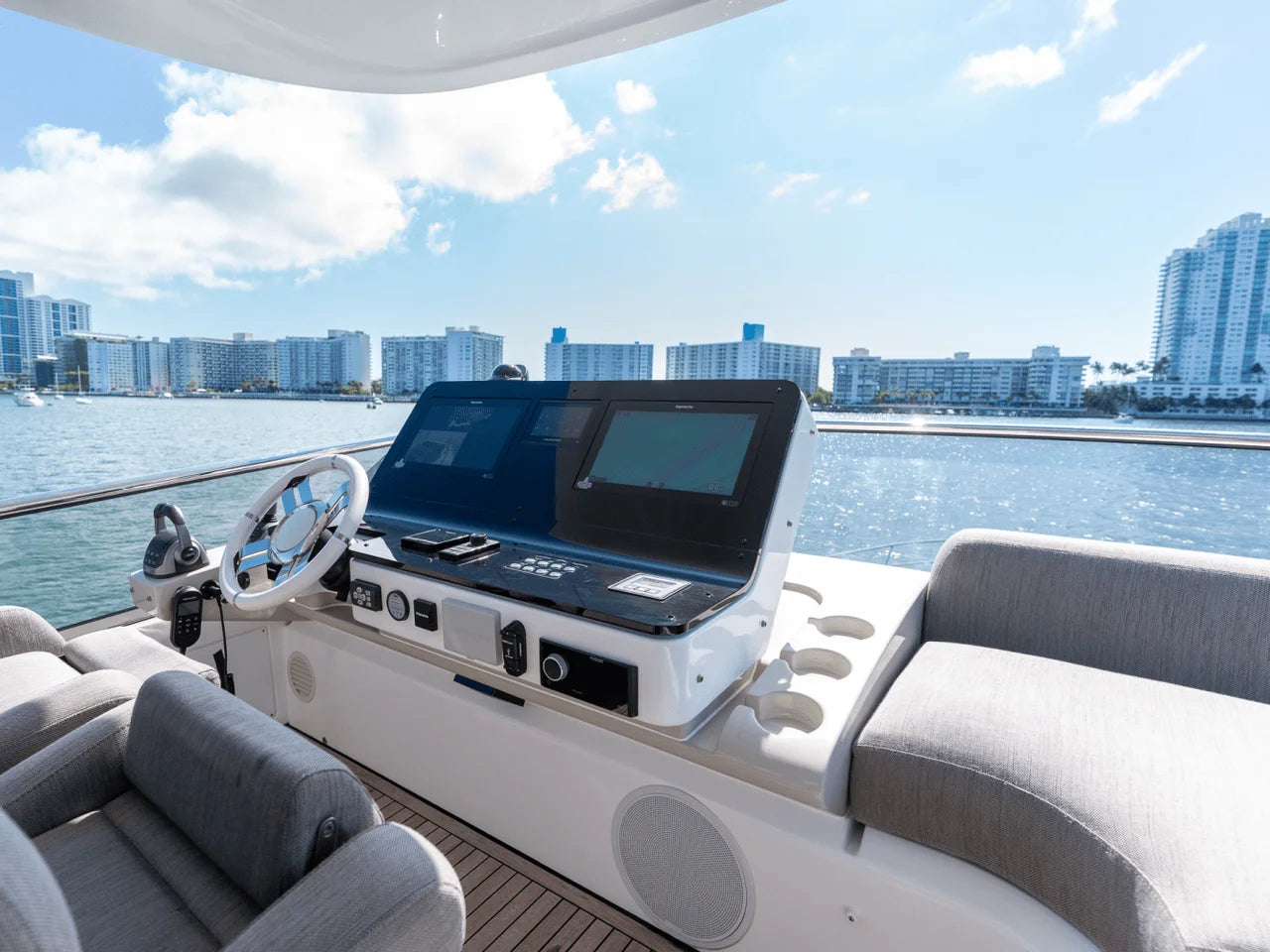 2023 Azimut 60 FLY 60.0 feet, Miami, FL #44